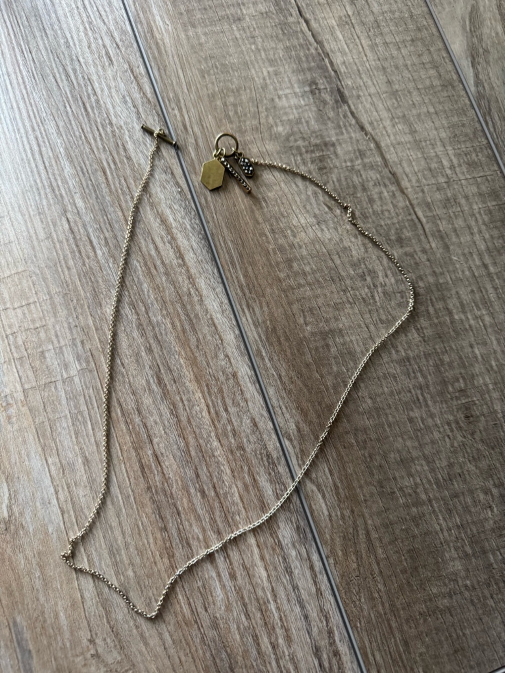 Delicate Gold Pendant Necklace for Women
